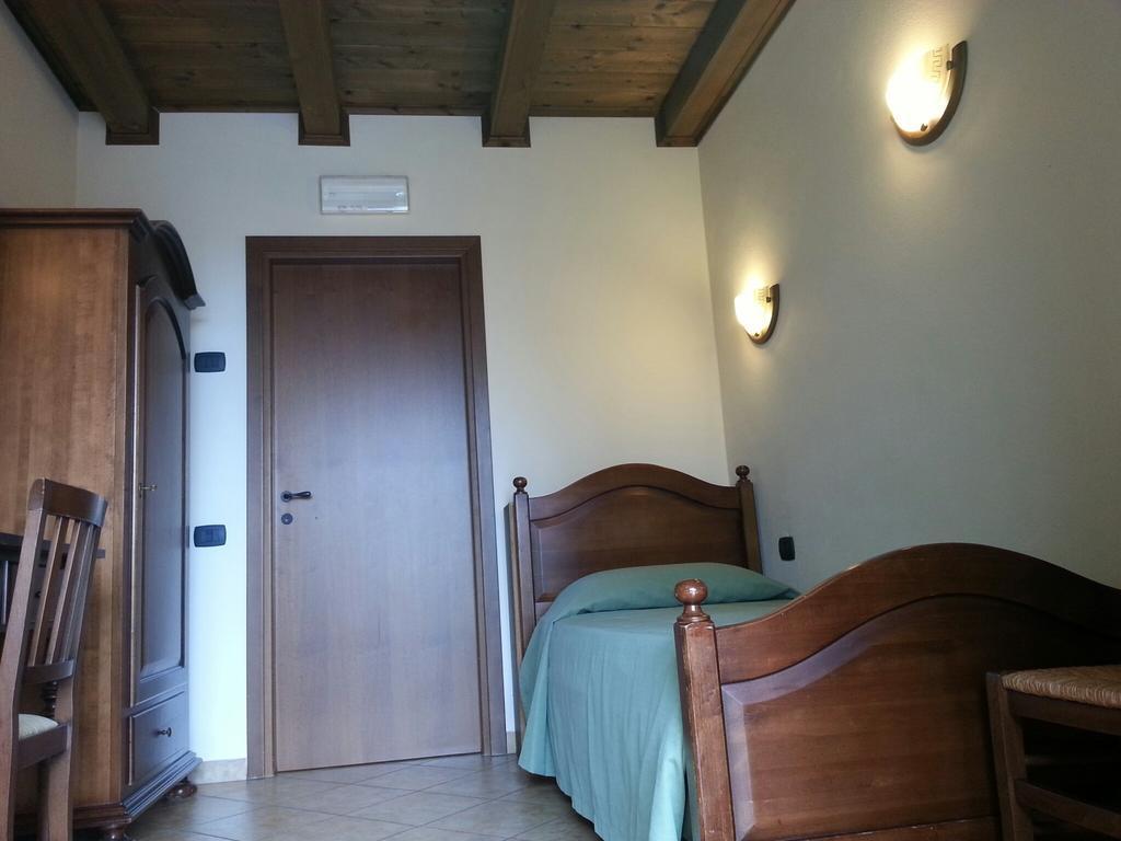 Agriturismo Cascina Del Peso Leinì الغرفة الصورة